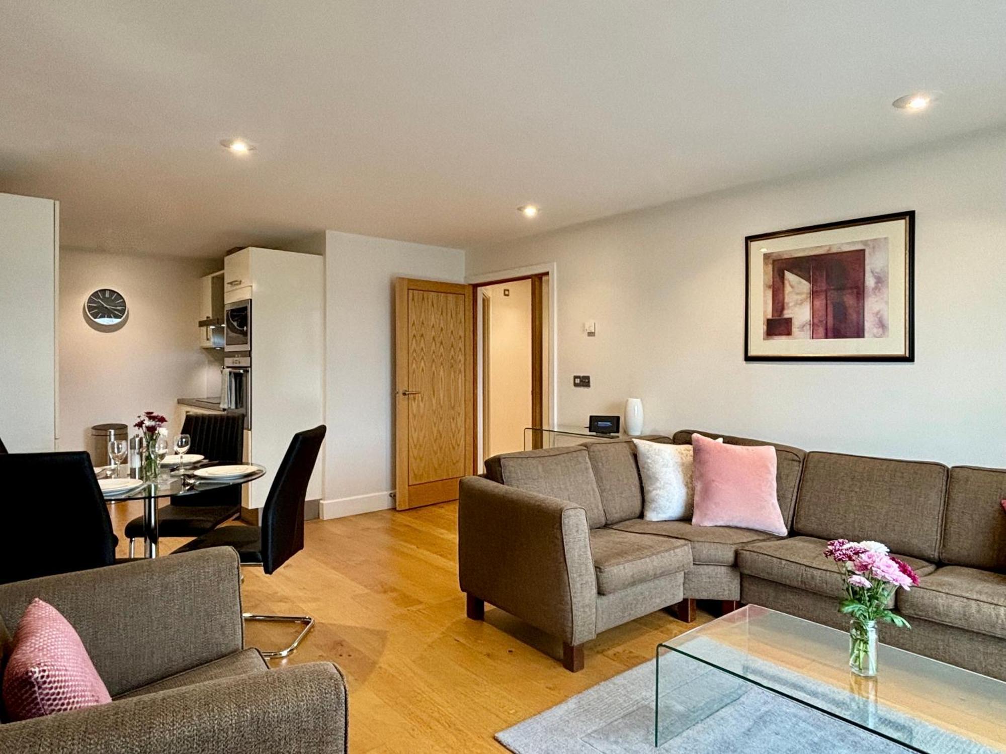 Your Space Apartments - The Hamilton'S Cambridge  Bagian luar foto